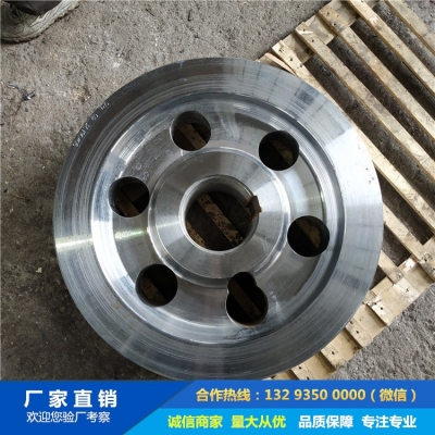 搗固焦?fàn)t導(dǎo)煙車(chē)輪鍛件